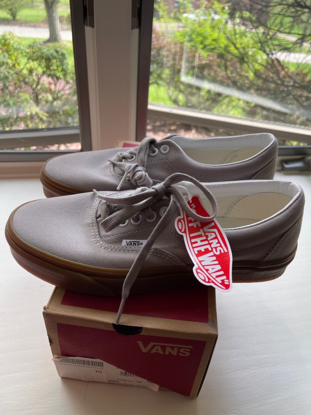 Vans Grey Canvas Sneaker 8.5 NWT